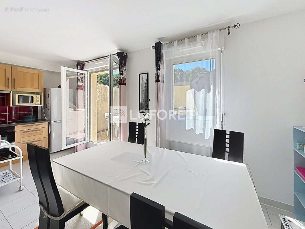 Appartement à AUBERGENVILLE