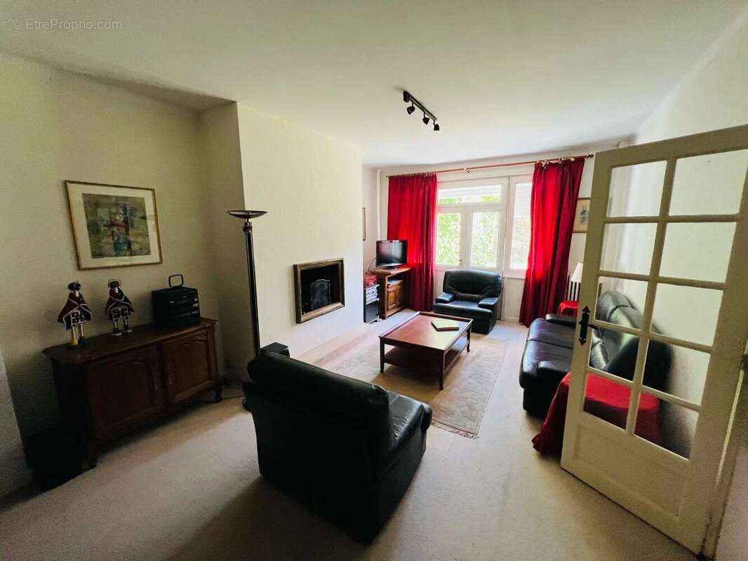 Maison à SAINT-AMAND-LES-EAUX