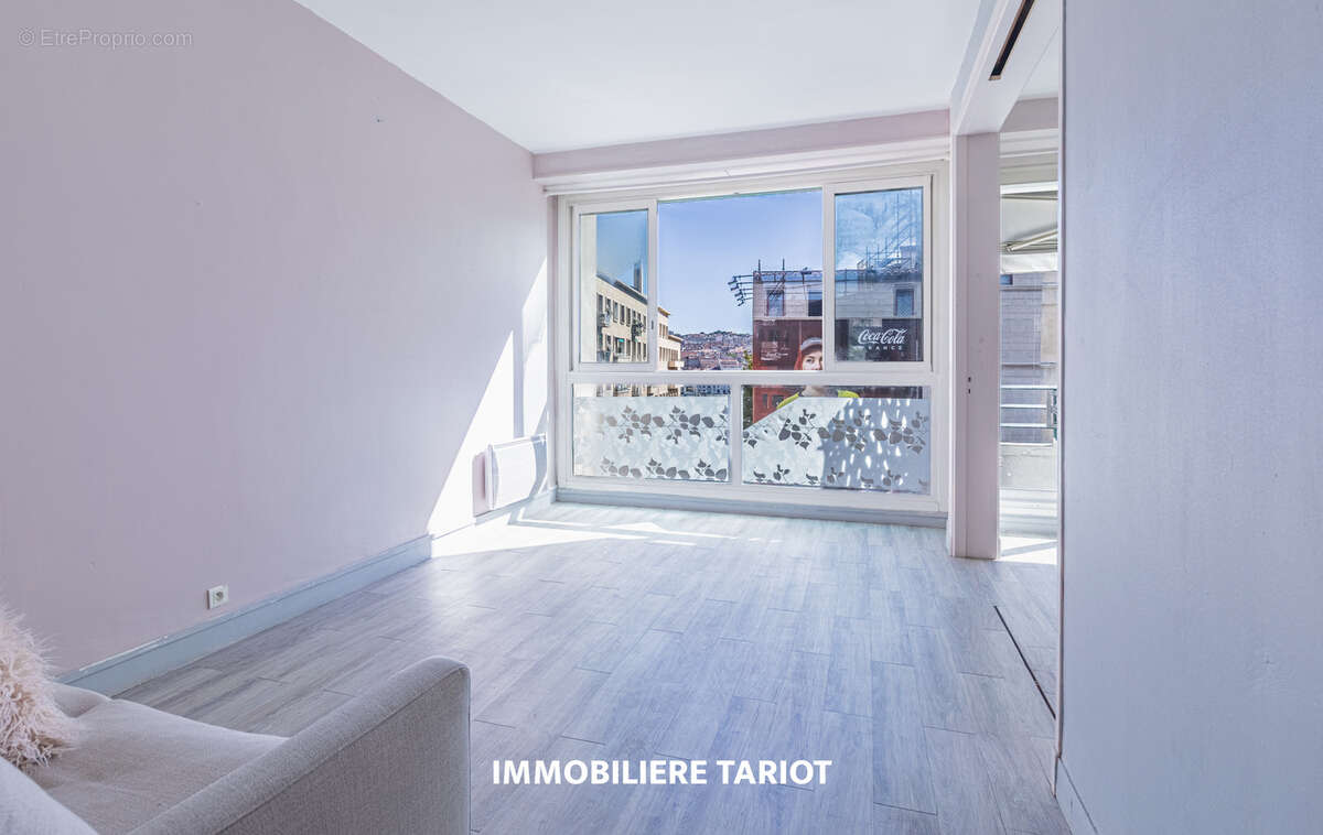 Appartement à MARSEILLE-2E