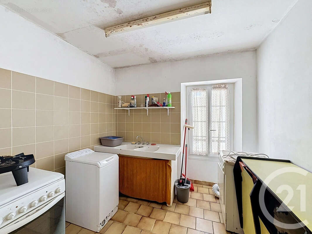 Maison 271 m² à Jegun  - photo 18