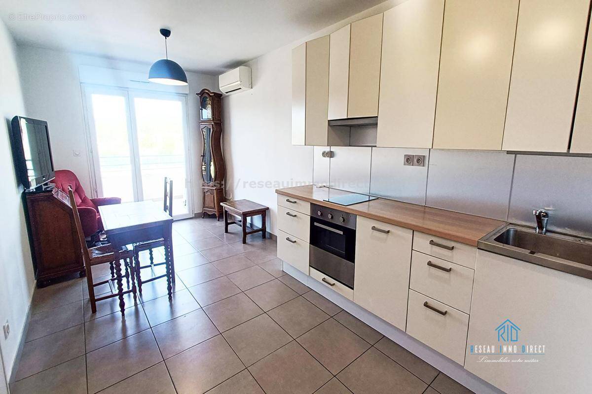 Appartement à LA LONDE-LES-MAURES