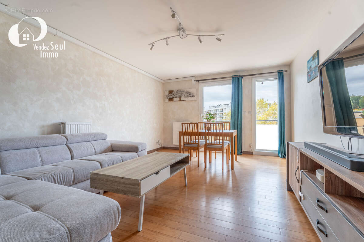 Appartement à BRON