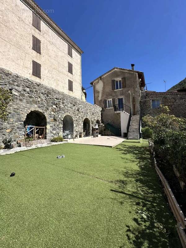 Maison à MALAUSSENE