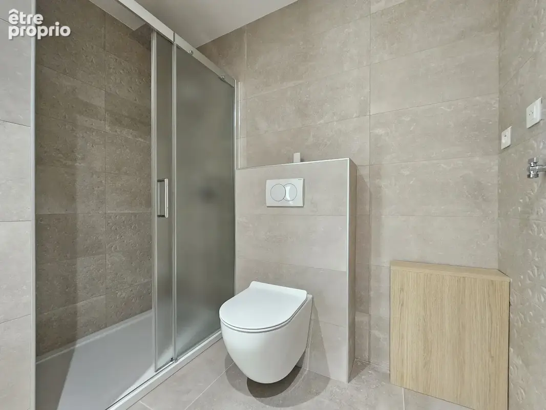 A vendre appartement duplex T4 climatisé centre-ville BELLEY. - photo 7