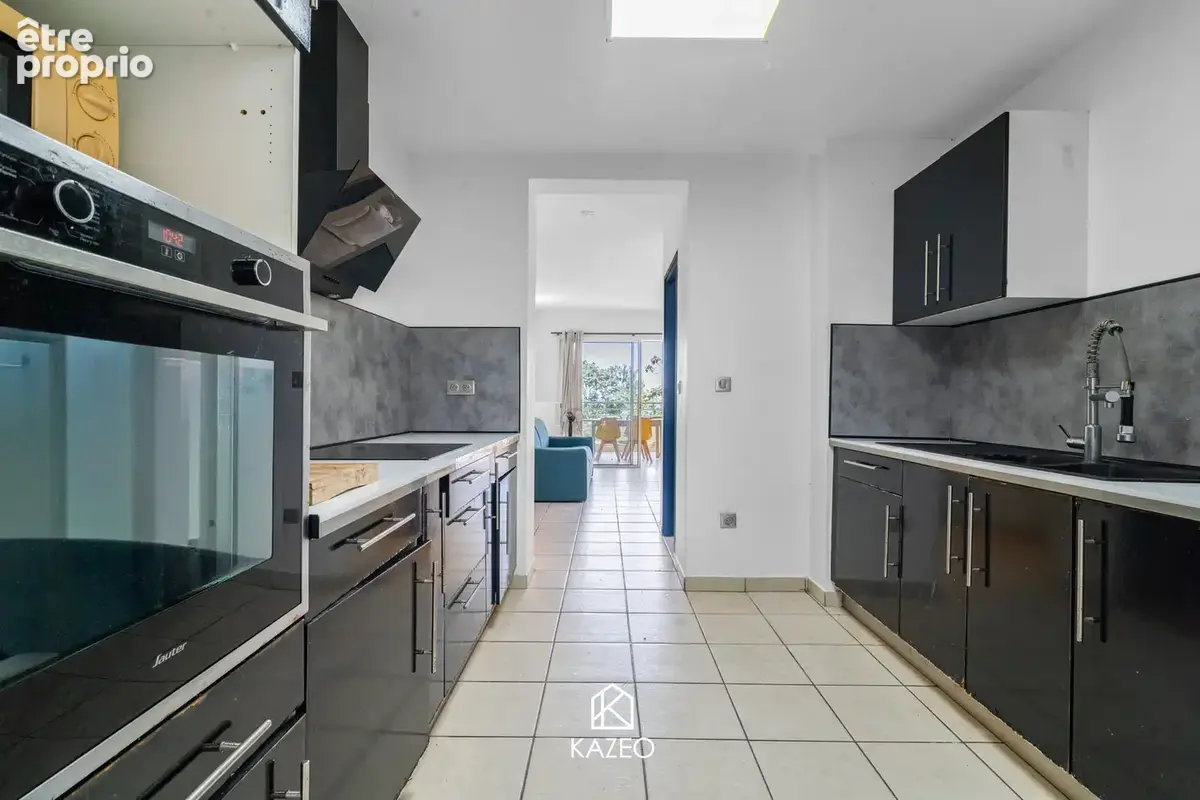 Appartement 4 pièces 87 m² à vendre à Le Robert (97231) - photo 9