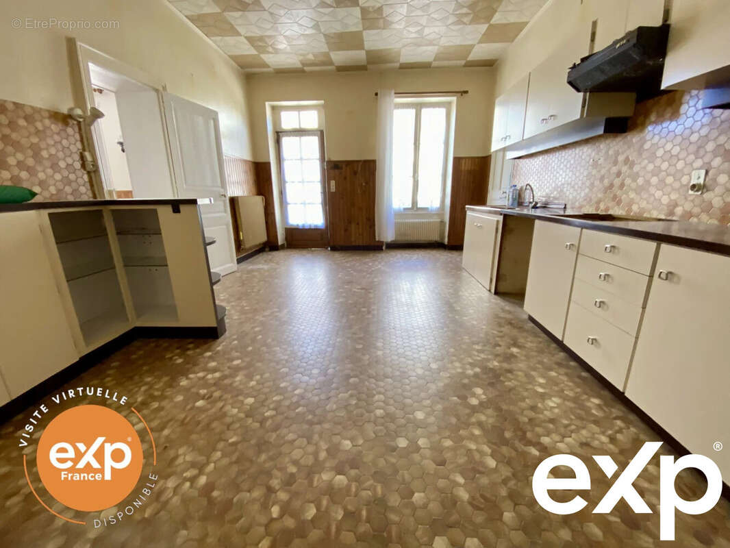 Maison à CHATILLON-SUR-INDRE