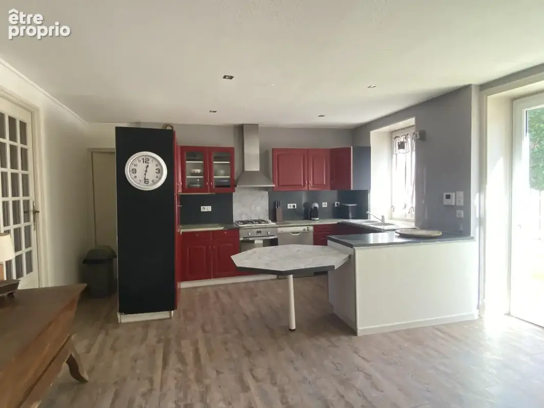 Maison 6 pièces 152 m² à vendre à Villerest (42300) - photo 6