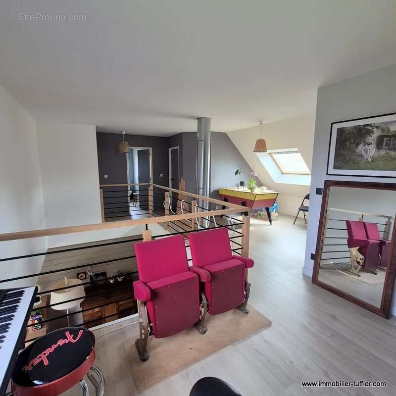 Maison à SAVIGNE-L'EVEQUE