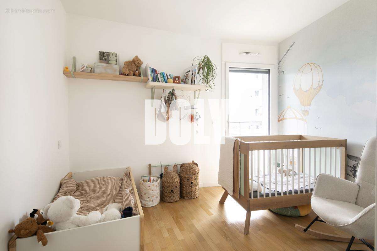 Appartement à ISSY-LES-MOULINEAUX