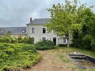 Maison à SAVIGNE-SUR-LATHAN