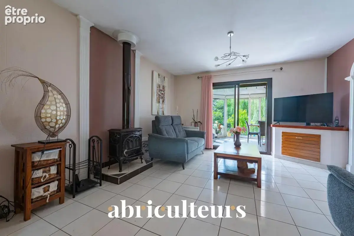 Maison familiale à proximité de la forêt domaniale de Longchamp en vente à Varanges (21110) - photo 5