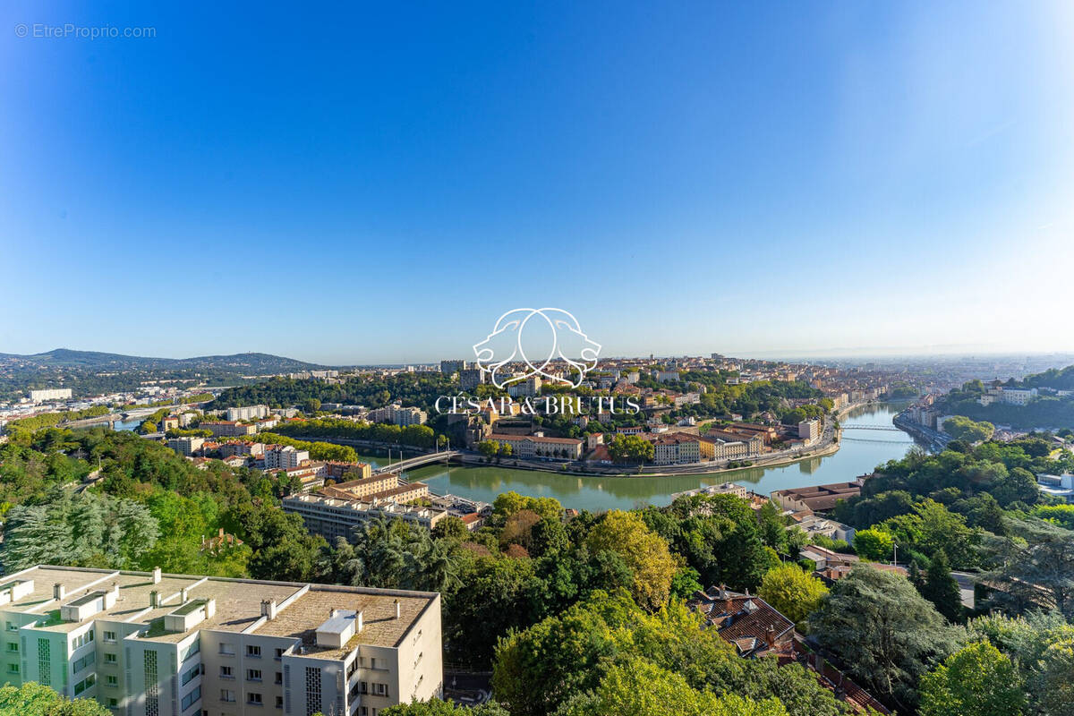 Appartement à LYON-9E