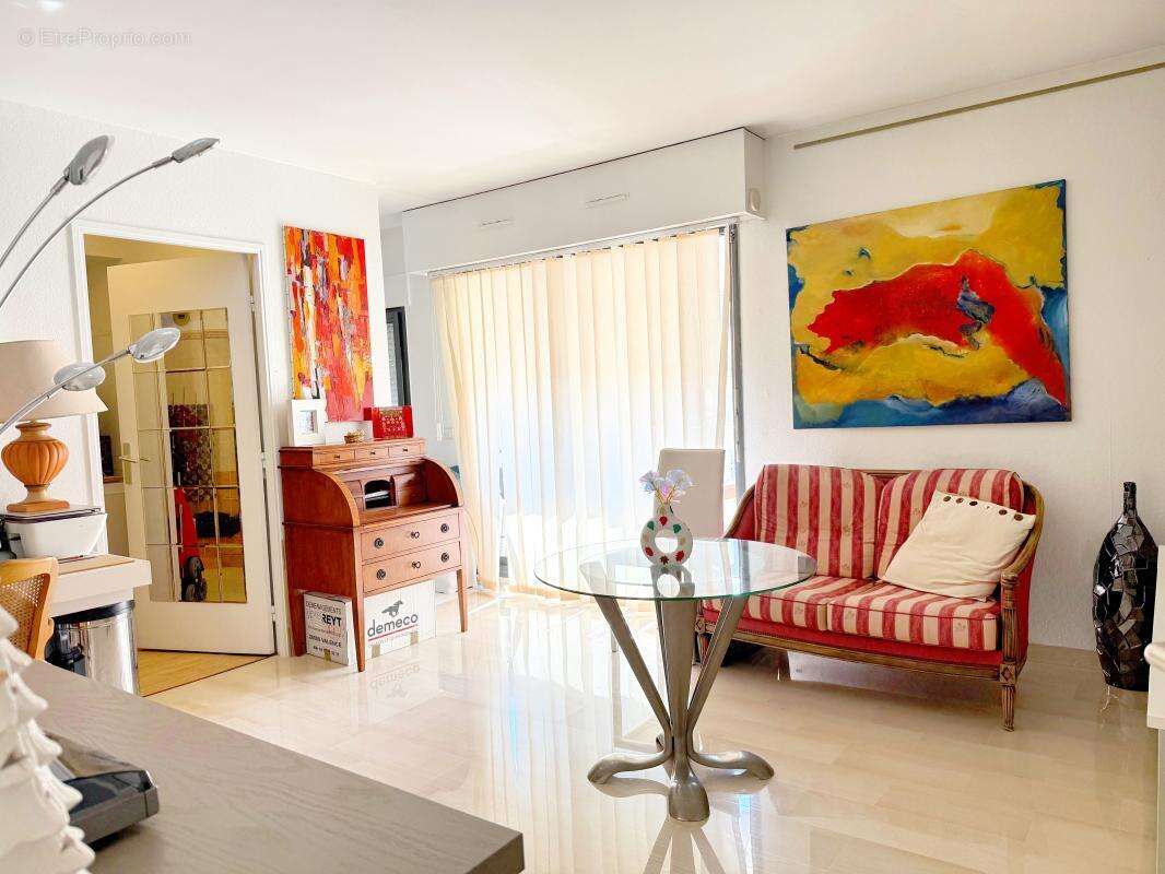  Cannes Banane — studio 33 m², balcon, résidence seniors - photo 2
