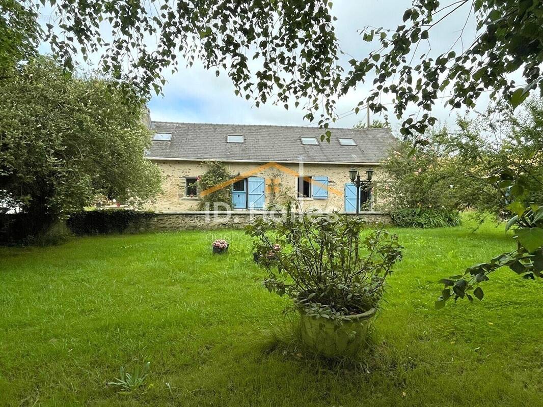 Maison à LA GUERCHE-DE-BRETAGNE