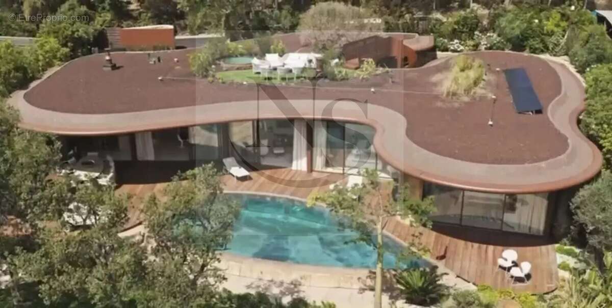 Maison à RAMATUELLE