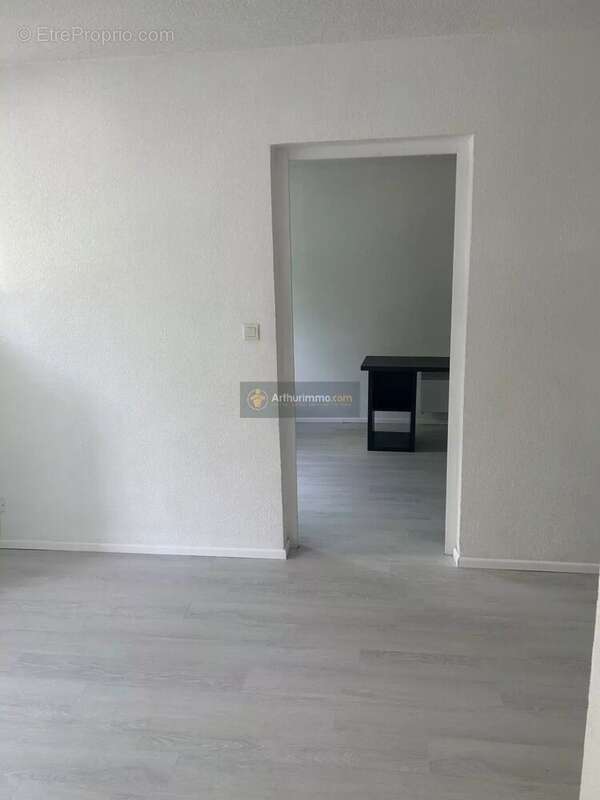 Appartement à CORTE