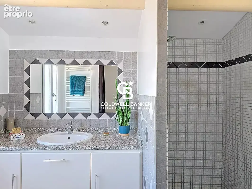Belle Maison avec terrain et grande dépendance 180 m² aménageable de - photo 19