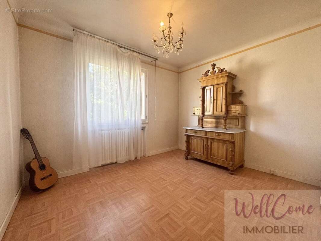 Appartement à AIX-LES-BAINS