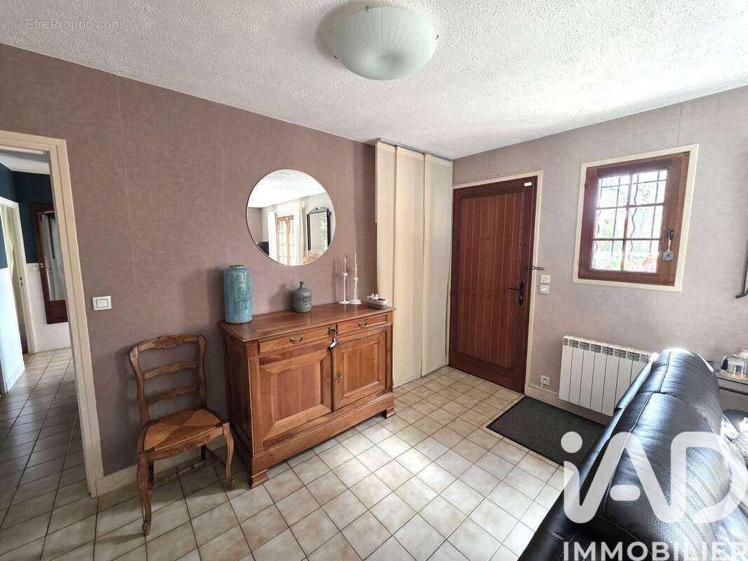 Photo 7 - Maison à VILLENEUVE-LES-SABLONS