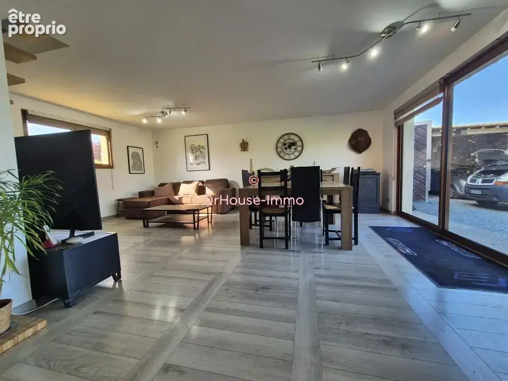 Maison 5 pièces 156 m² à vendre à Pretot-Vicquemare (76560) - photo 5