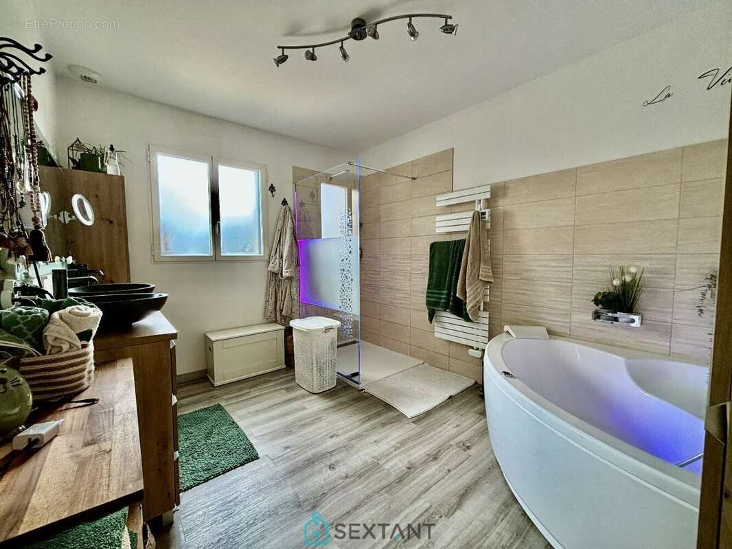 Maison à OCTEVILLE-SUR-MER