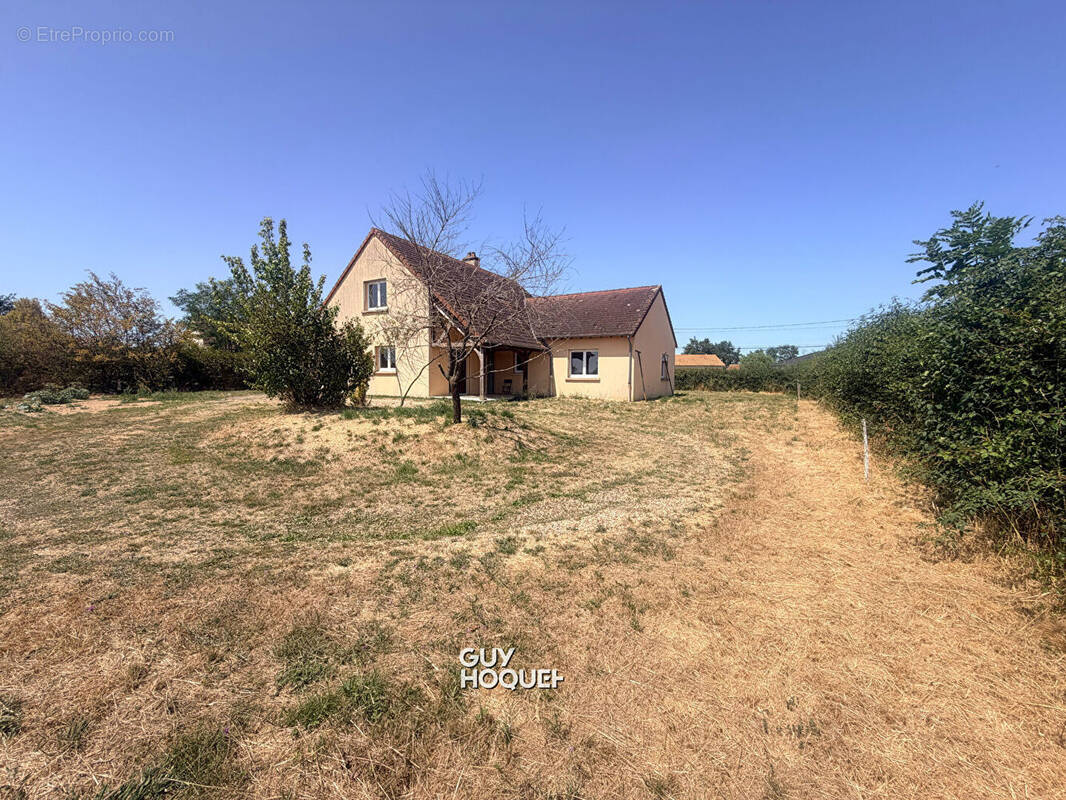 Maison à VITRY-EN-CHAROLLAIS