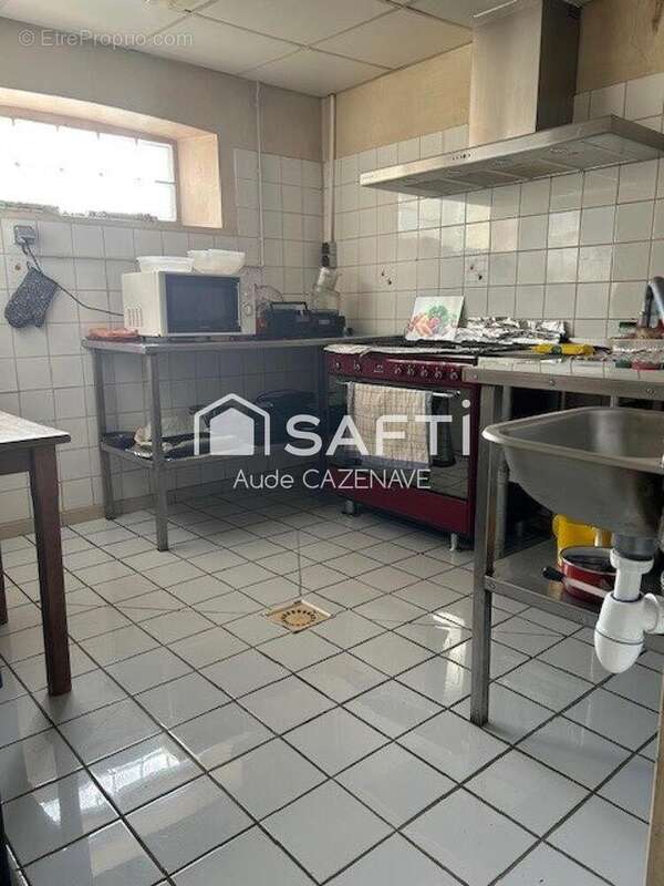 Maison 148 m² à Jugazan  - photo 5