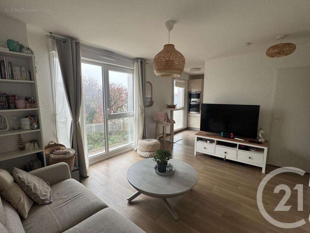 Appartement à FONTENAY-SOUS-BOIS