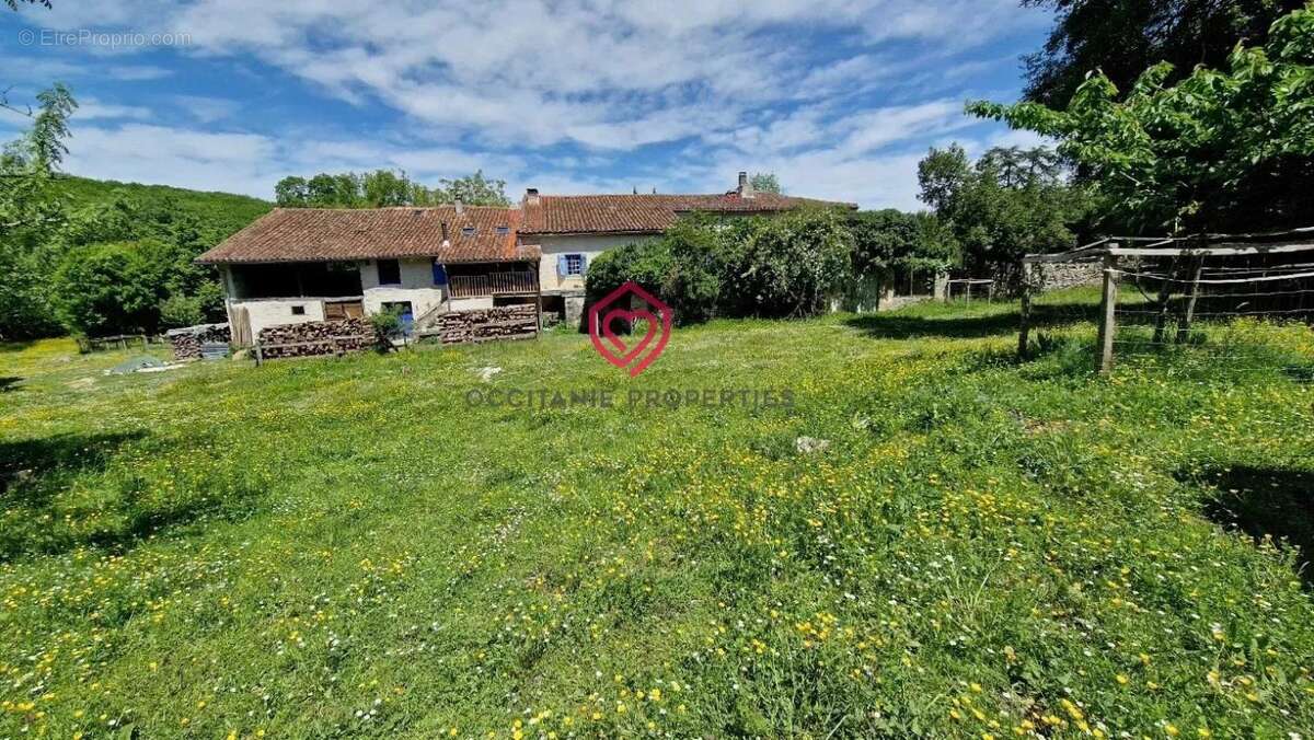 Maison à LE MAS-D'AZIL