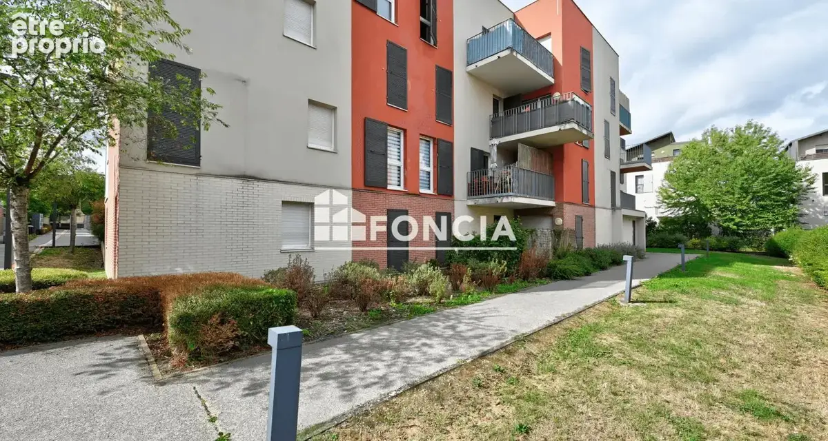 À VENDRE – T2 avec belle terrasse couverte et parking sécurisé - photo 11