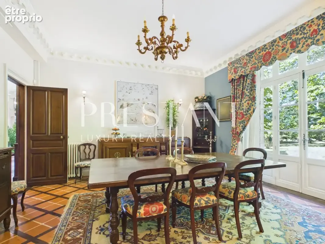 Château à vendre près de Bayonne- Demeure de caractère avec parc, piscine et tennis. - photo 13