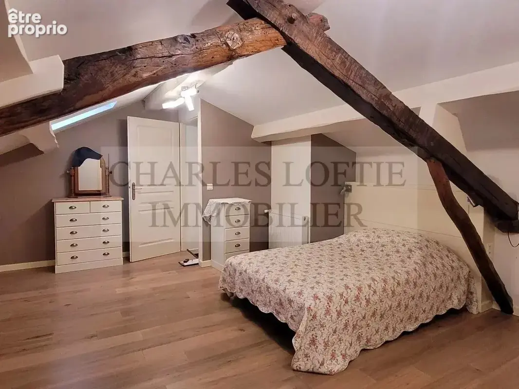 Charmante propriété en pierre avec dépendance, sur plus de 2500 m² de terrain, à 20 minutes de Cahors - photo 9