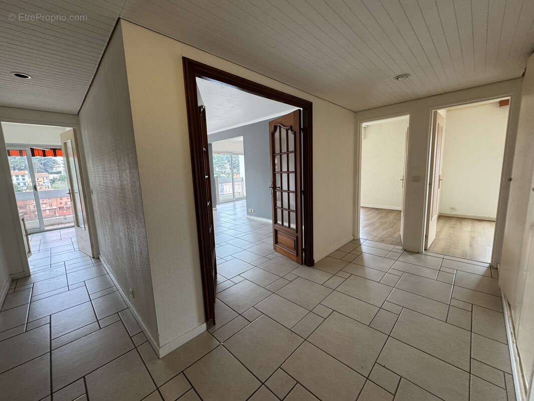 Appartement à SAINT-ETIENNE
