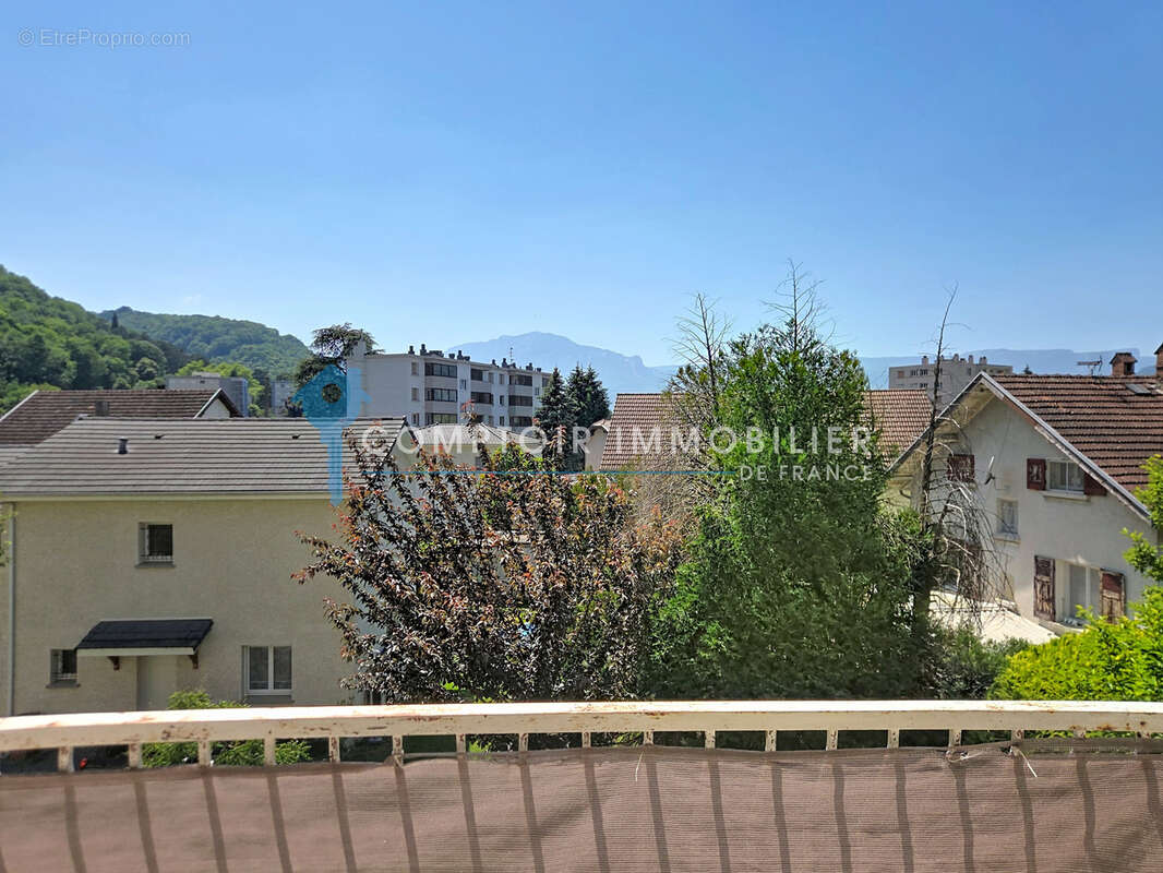 Appartement à GIERES