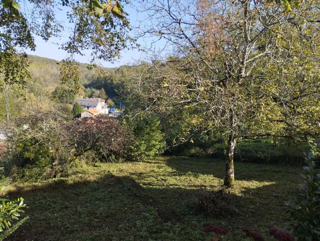 Maison à CELLEFROUIN