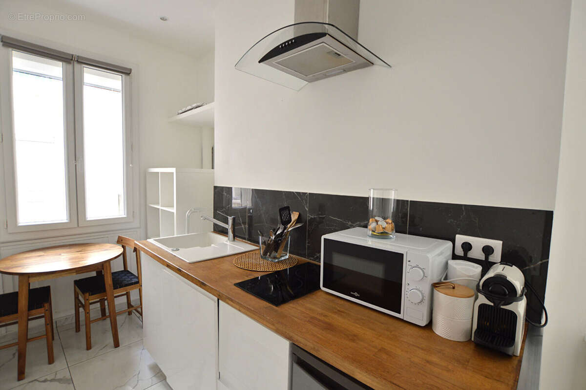 Appartement à MARSEILLE-7E