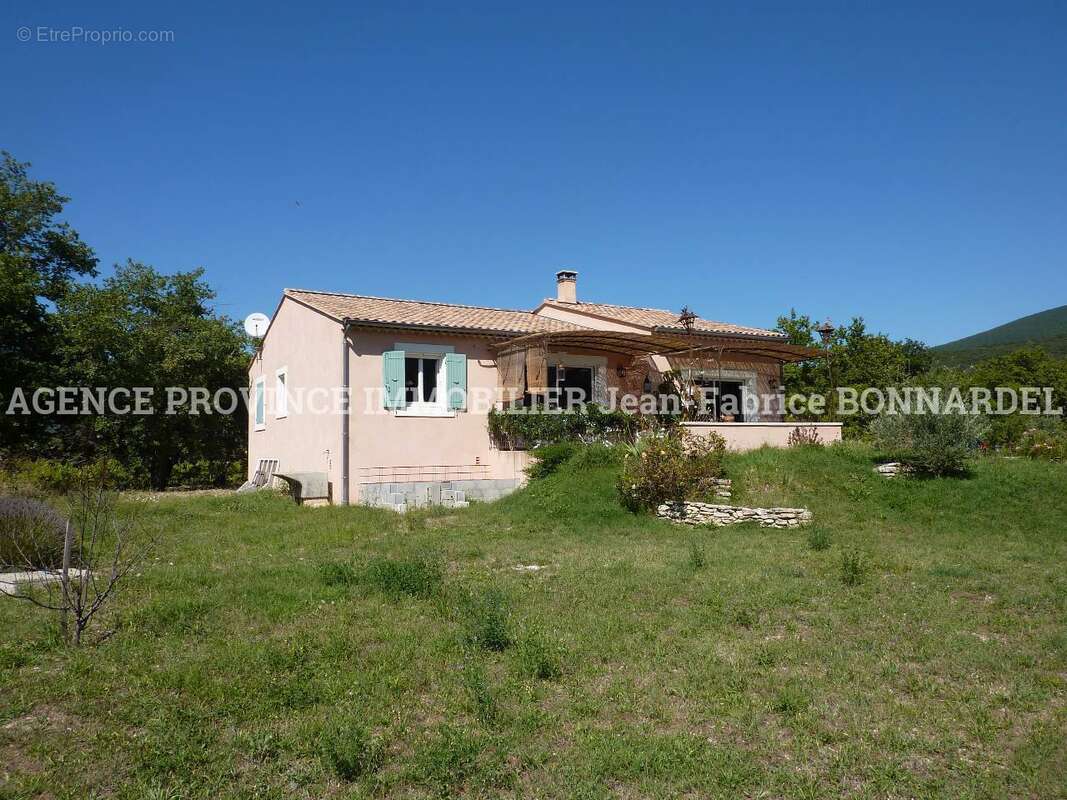 Maison 130 m² à Taulignan  - photo 17