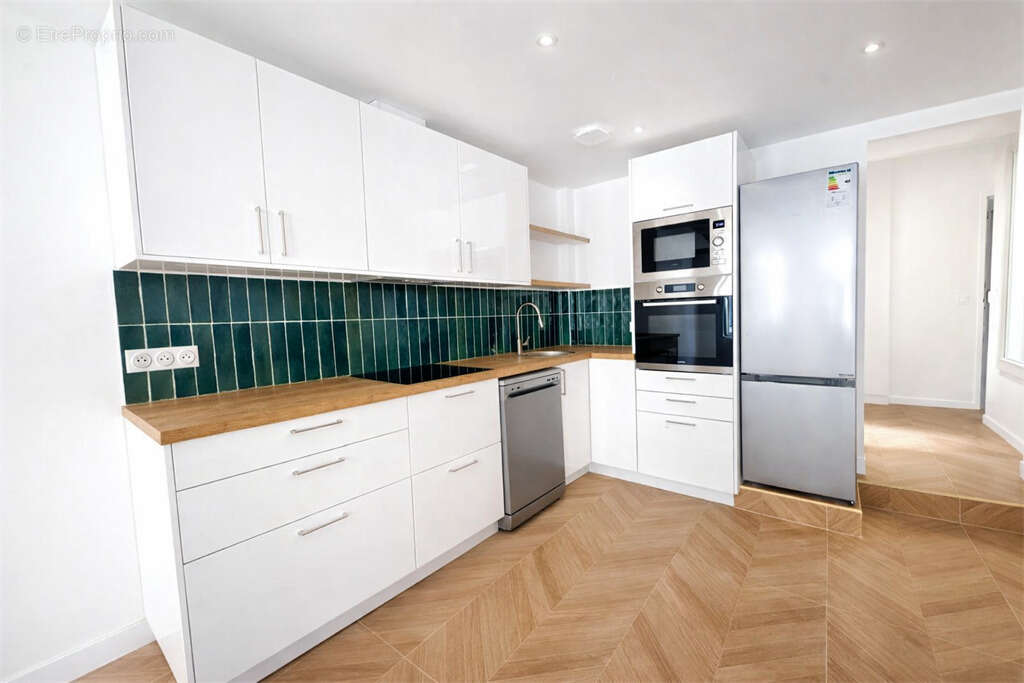 Appartement 75 m² à Puteaux  - photo 3