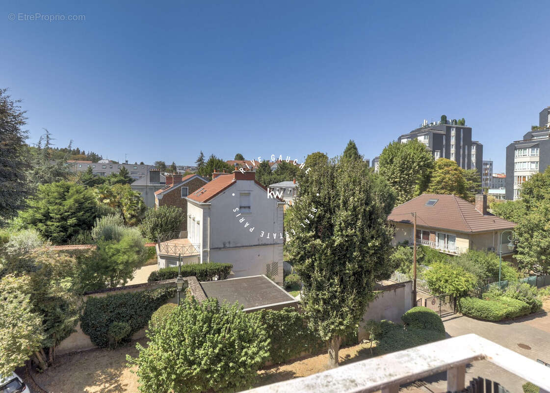 Appartement 90 m² à Clamart  - photo 2