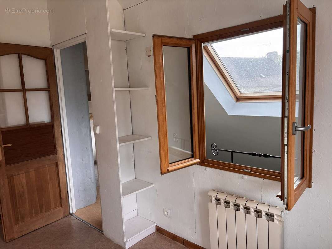 Maison à CONLIE