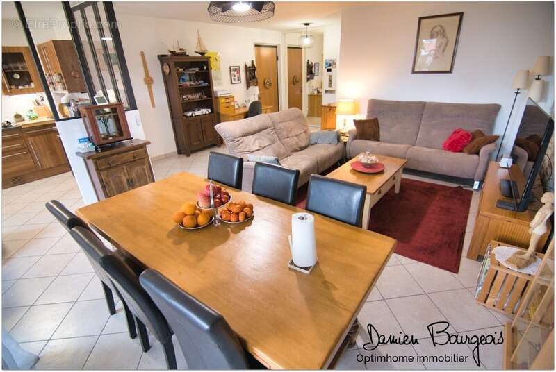 Appartement à SERGY