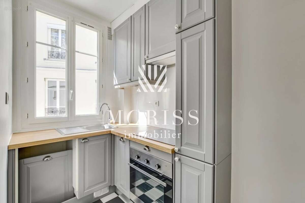 Appartement à PARIS-12E