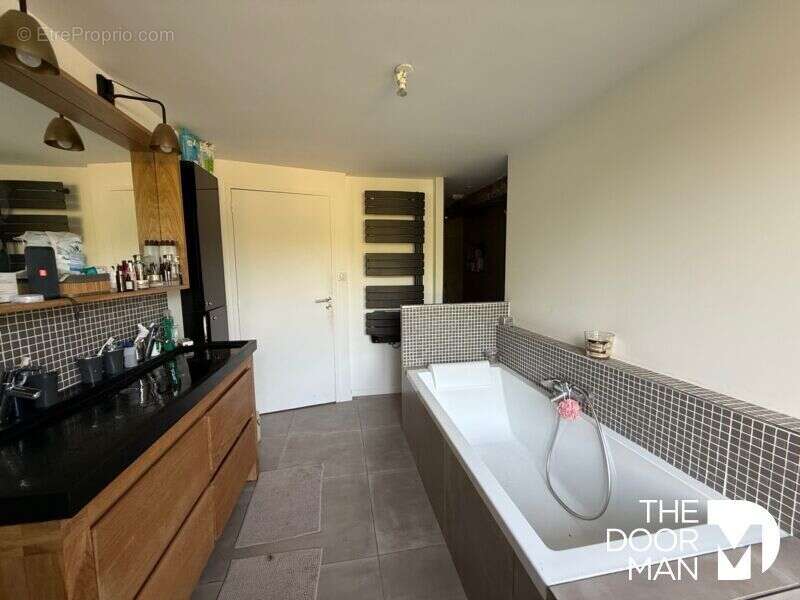 Maison à SAINT-GELAIS