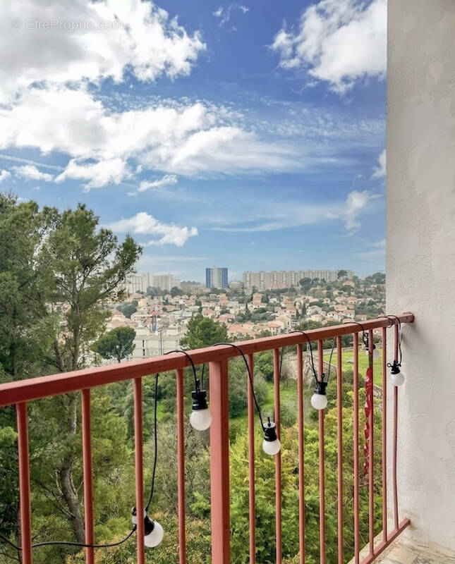 Appartement à MARSEILLE-13E