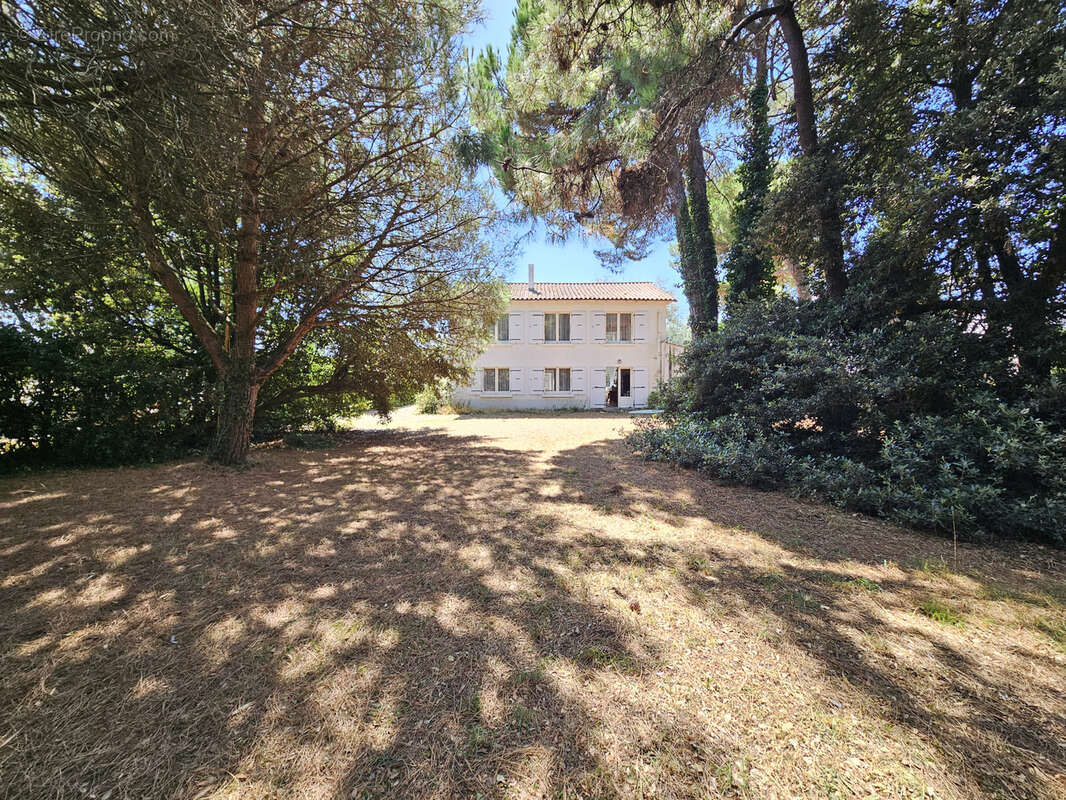 Maison proche centre-ville - photo 17