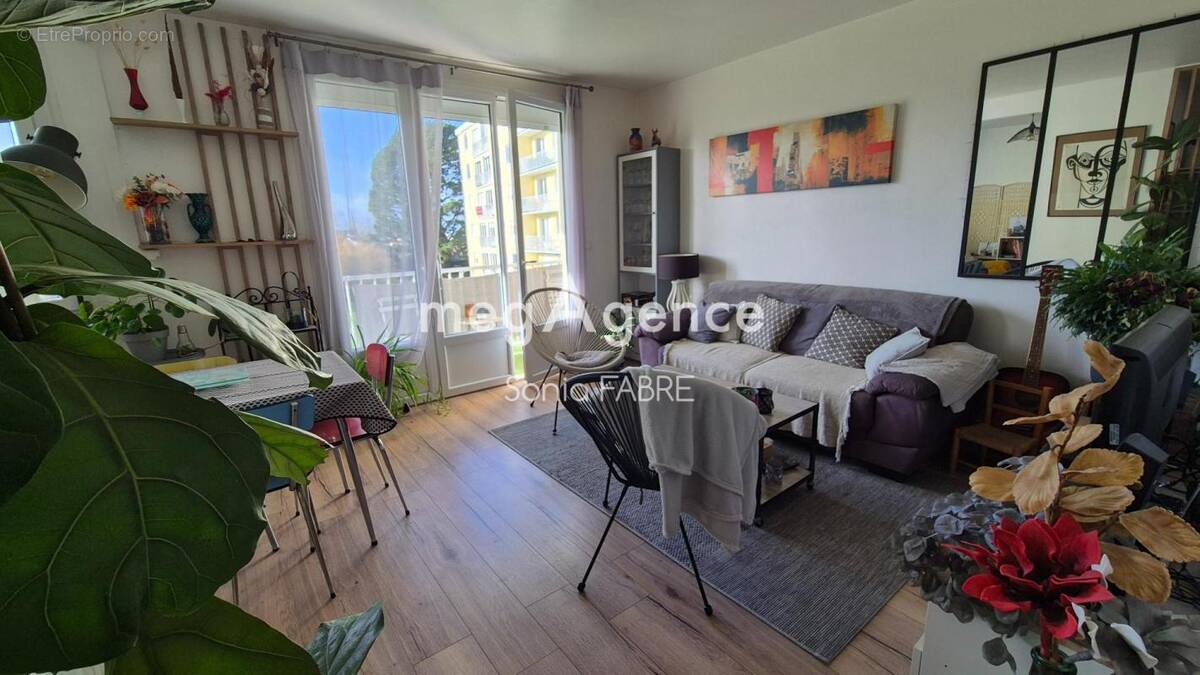 Appartement à REZE
