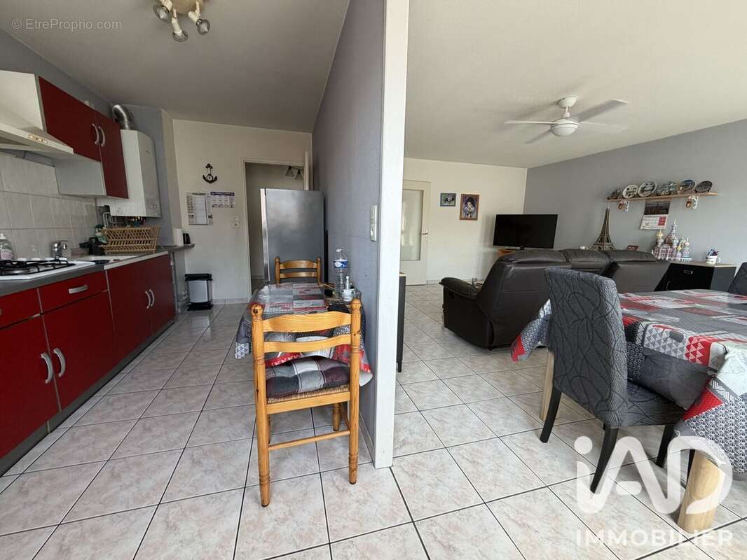 Photo 3