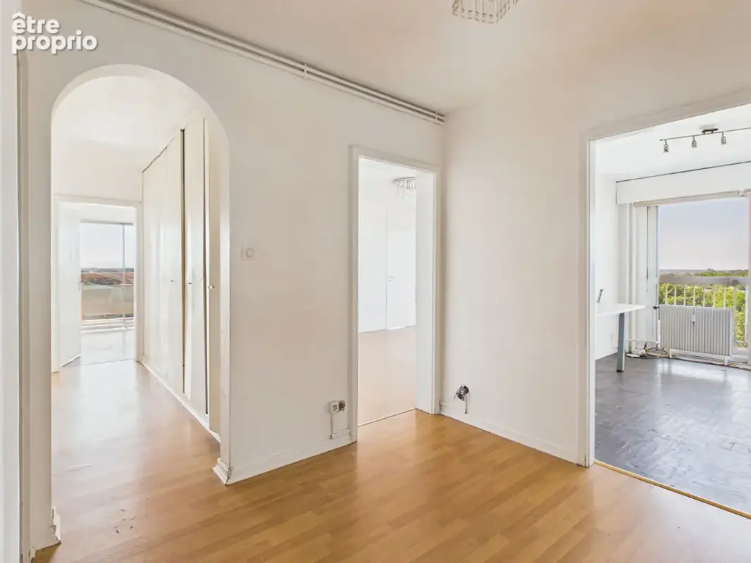 4 pièces 89 m2 avec balcon et parking extérieur - photo 3