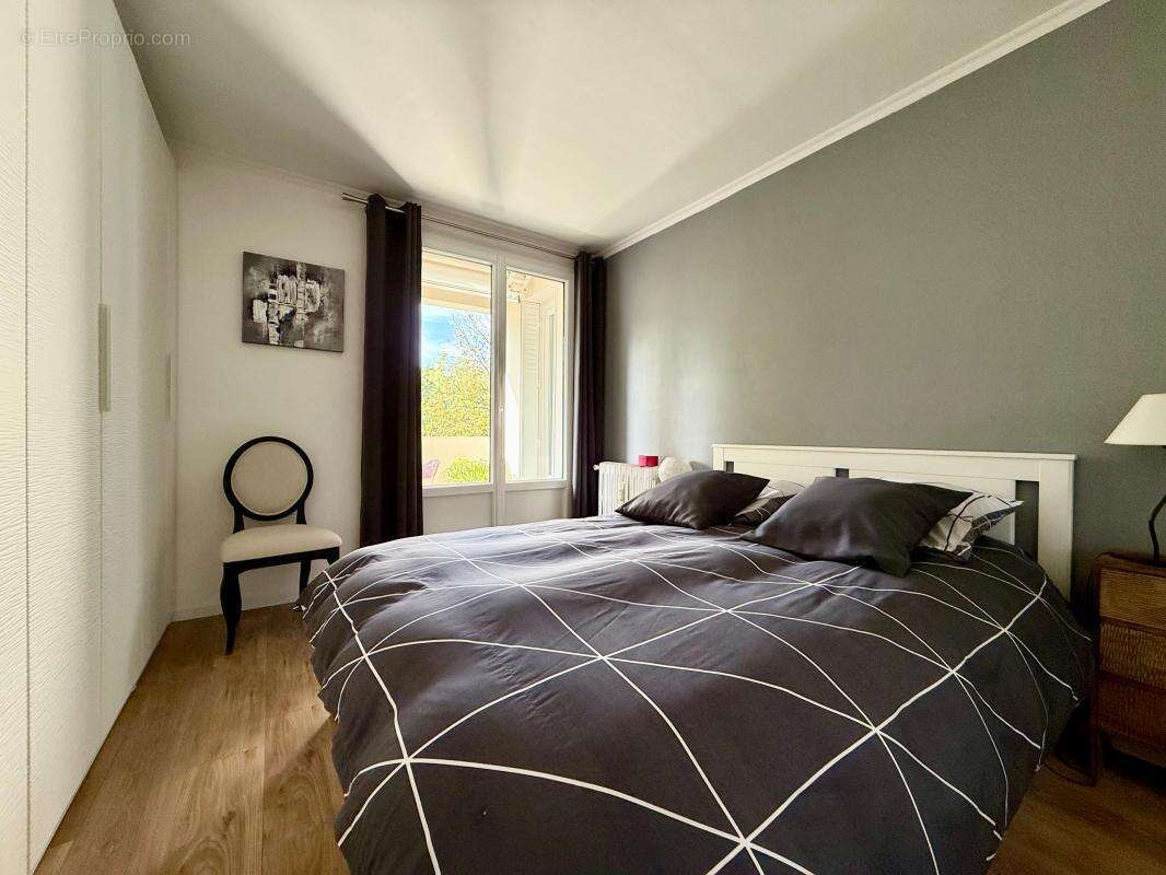 Appartement à MAROLLES-EN-HUREPOIX