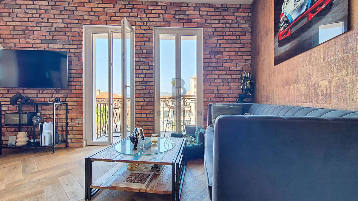 Appartement au coeur du centre ville de saint raphaël - photo 2